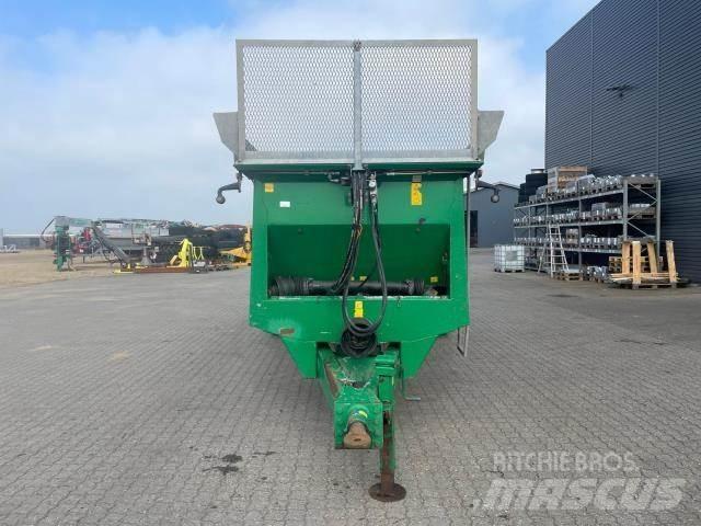 Samson SP 15 Rozmetadla chlévské mrvy