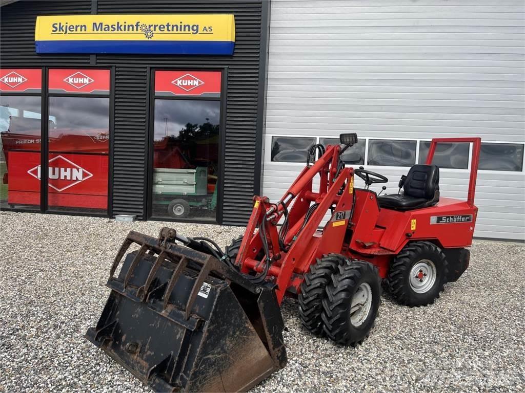 Schäffer 217 Mininakladače