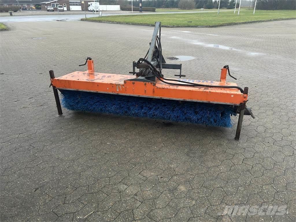 Tuchel 230/520 Zametací kartáče