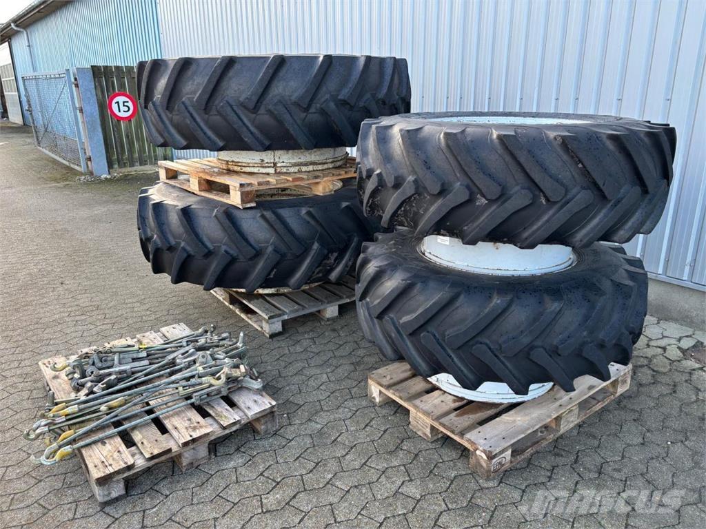  TVILLINGEHJUL Pneumatiky, kola a ráfky