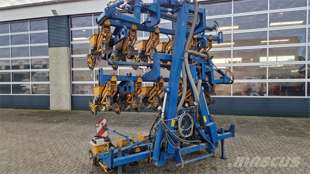 Unicorn SD18 Přesné secí stroje