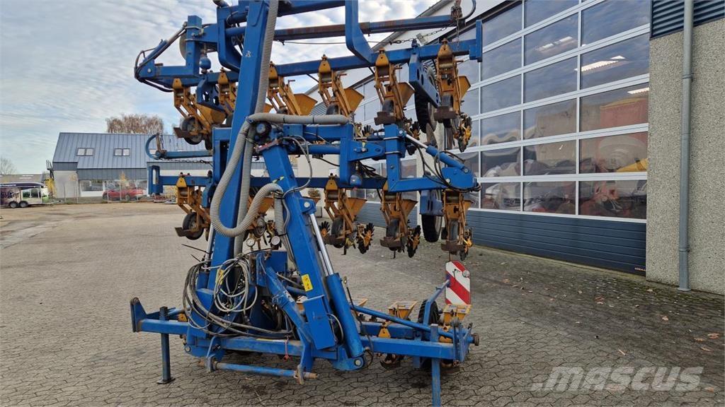 Unicorn SD18 Přesné secí stroje