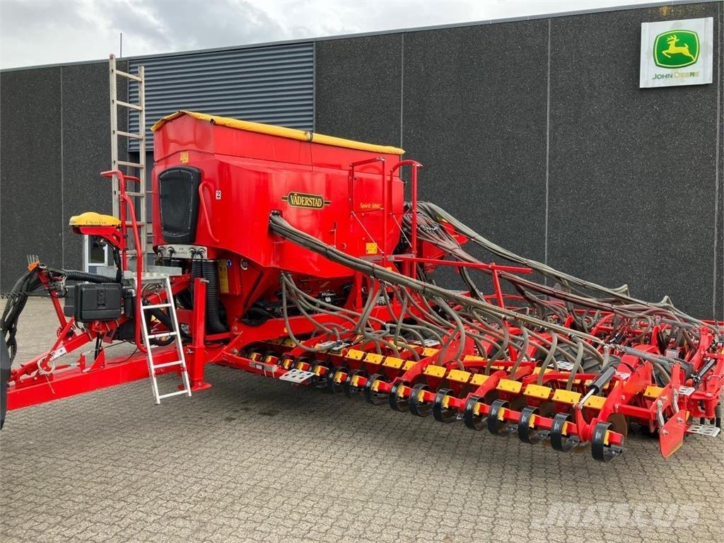 Väderstad 800C Mechanické secí stroje