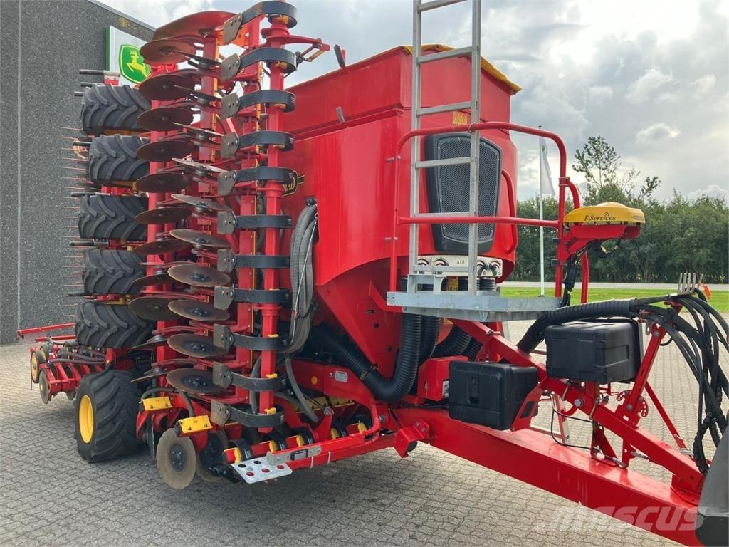Väderstad 800C Mechanické secí stroje