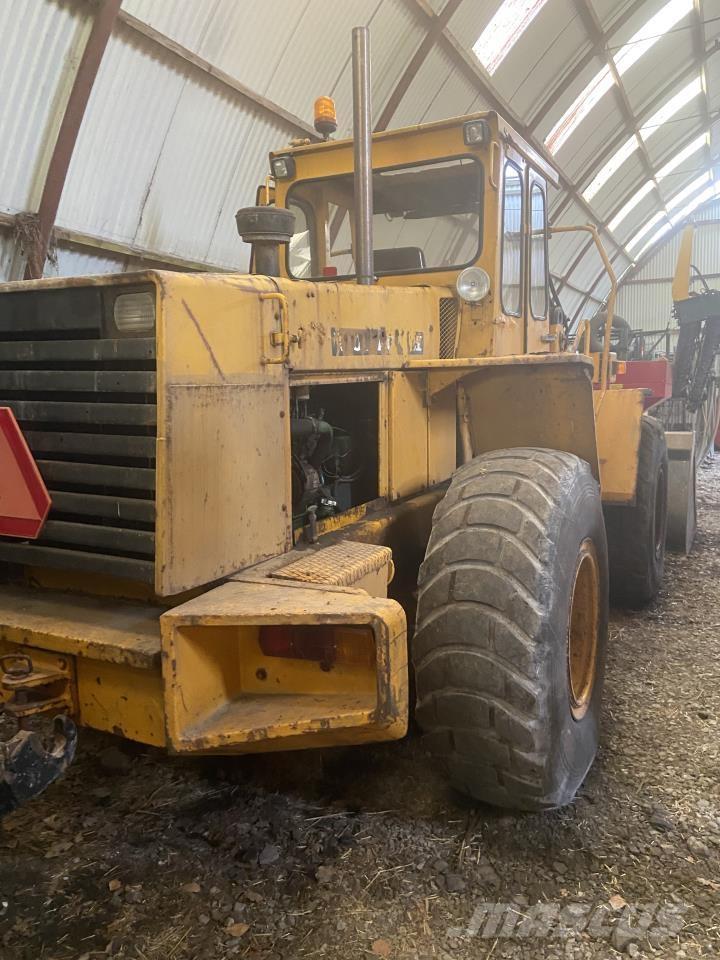 Volvo BM 4400 Kolové nakladače