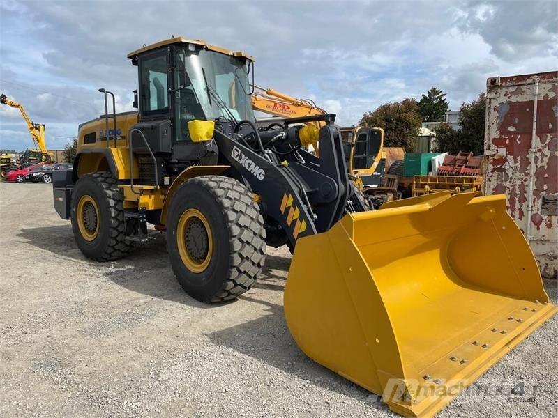  - - - XCMG 948 Kolové nakladače