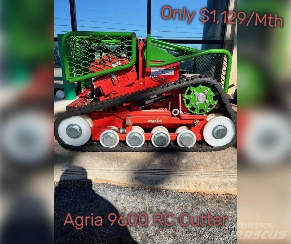Agria 9600 Drtiče a řezače balíků