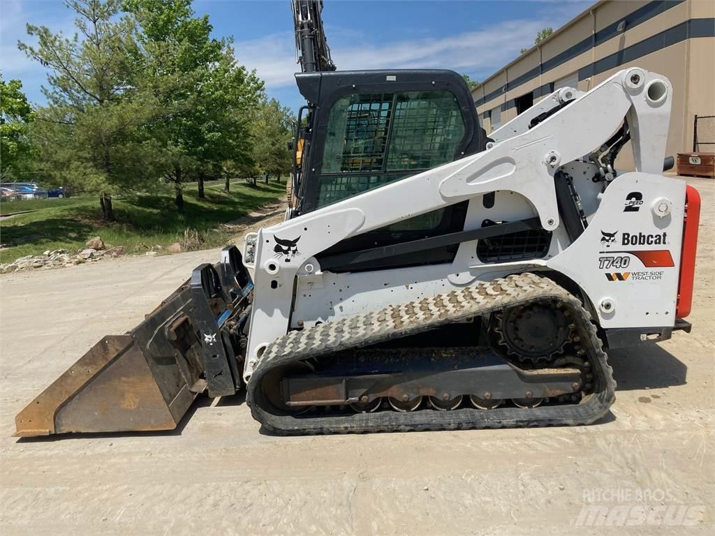 Bobcat T740 Mininakladače