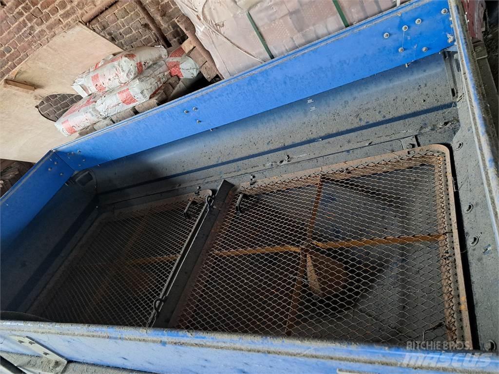 Bogballe M2 Rozmetadlo minerálních hnojiv