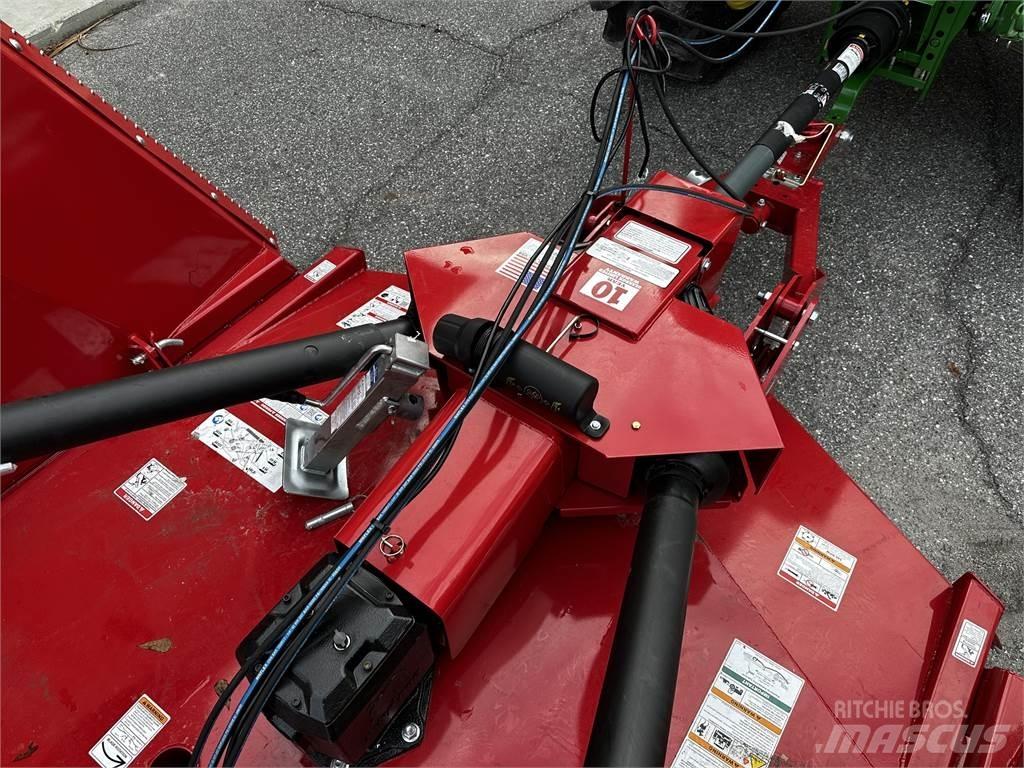 Bush Hog 2820 Drtiče a řezače balíků