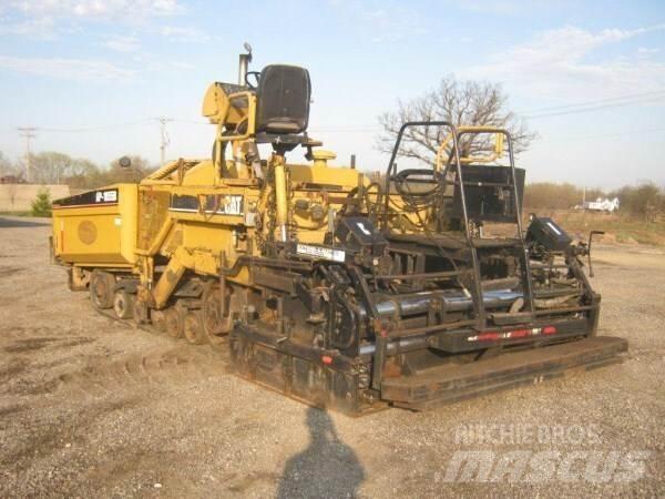 CAT AP1055B Finišery