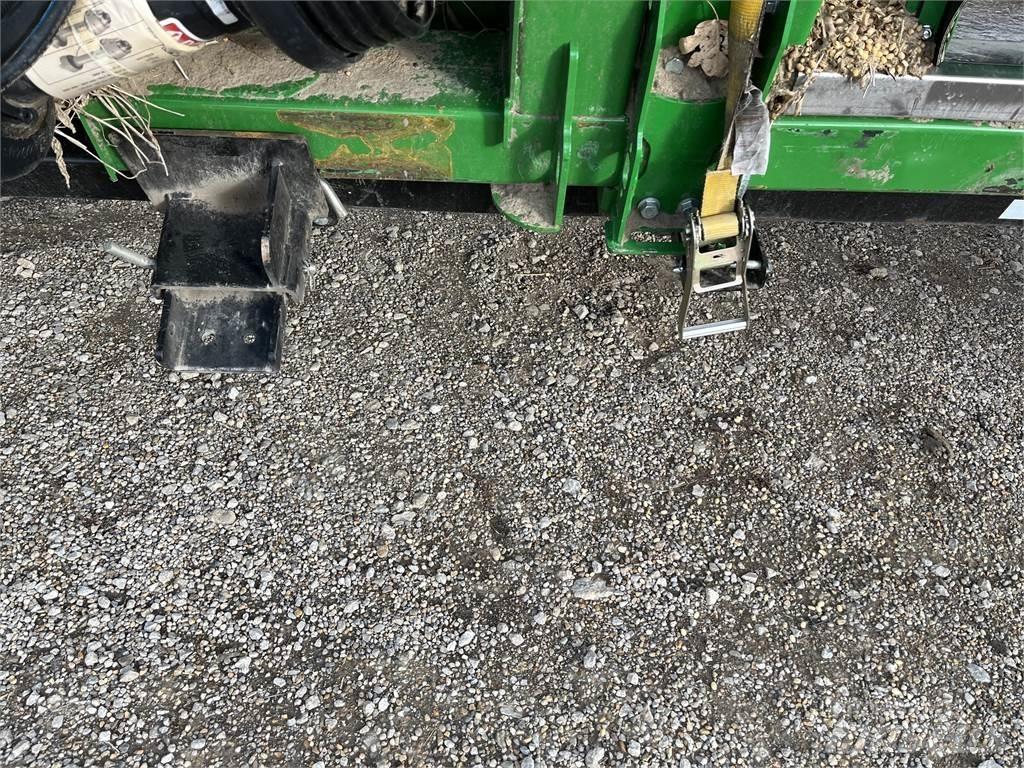 Demco STD42 Obilné návěsy
