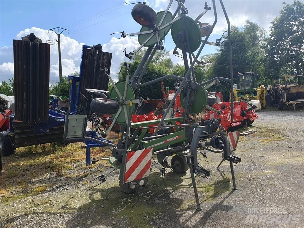 Fendt LOTUS 770 Obraceče a shrabovače sena