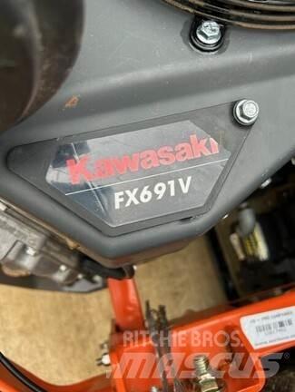 Husqvarna Z548 Sekačky s nulovým poloměrem otáčení