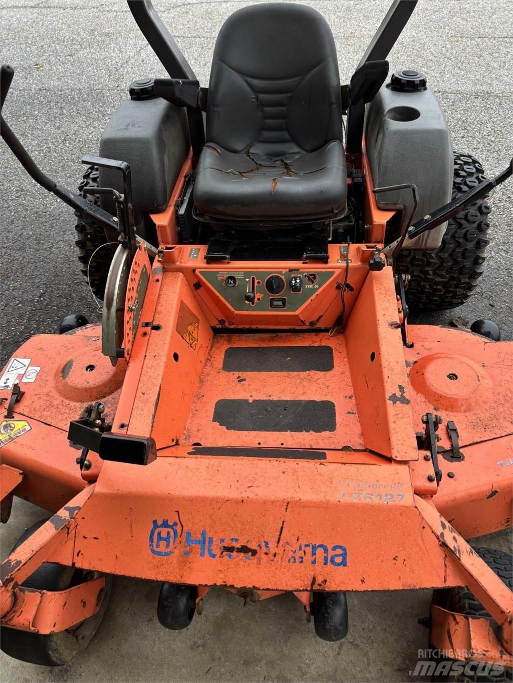 Husqvarna Z6127 Sekačky s nulovým poloměrem otáčení