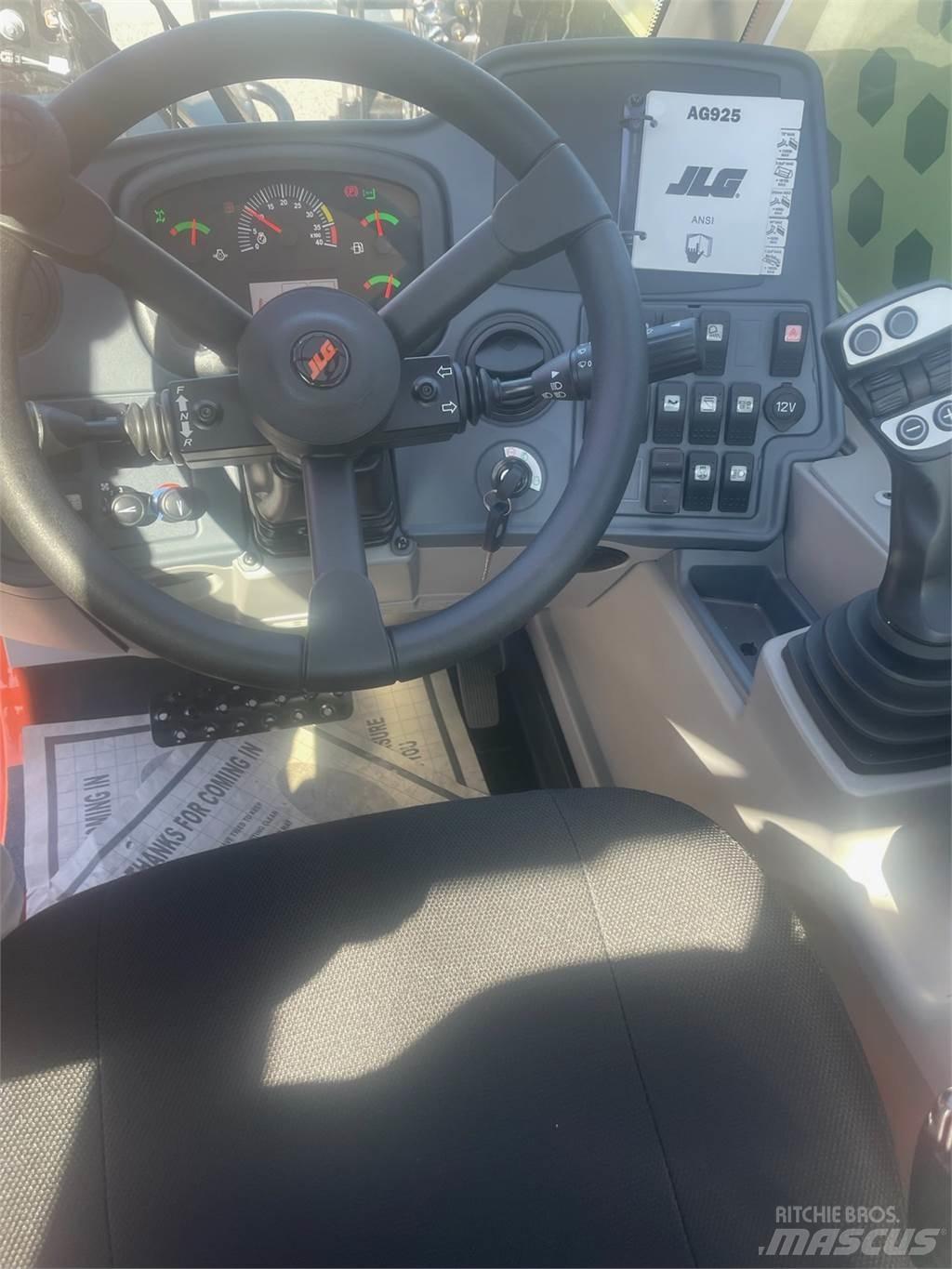JLG AG925 Teleskopické nakladače pro zemědělství