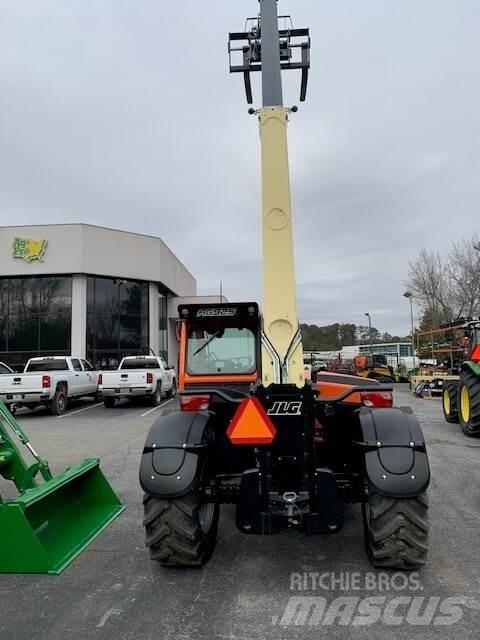 JLG AG925 Teleskopické nakladače pro zemědělství