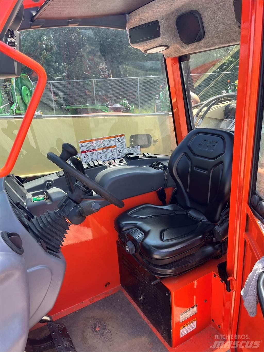 JLG G5-18 Teleskopické manipulátory