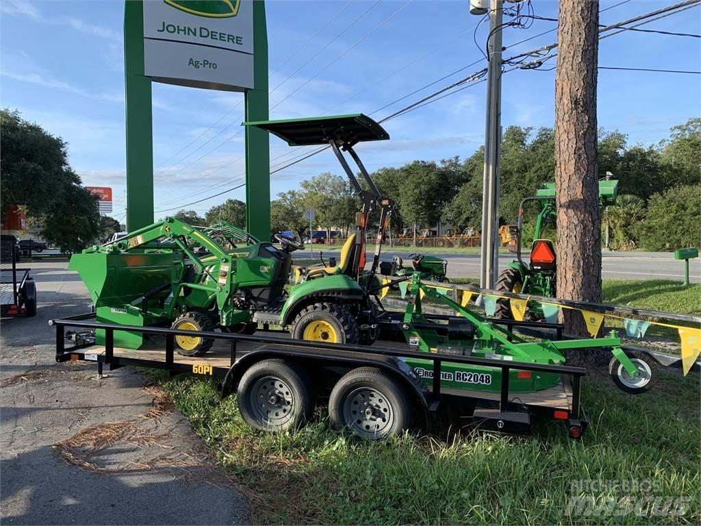 John Deere 1023E Kompaktní traktory