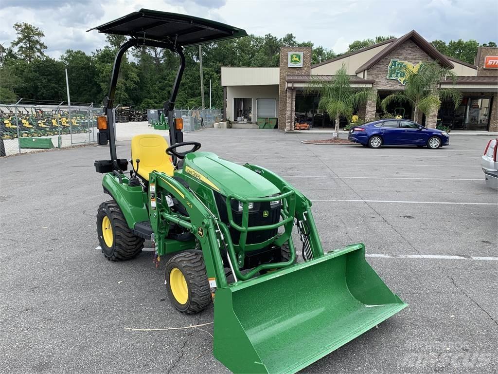 John Deere 1023E Kompaktní traktory
