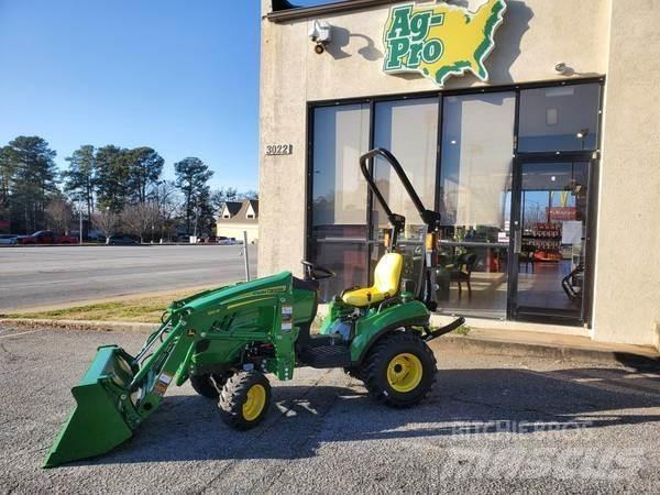 John Deere 1023E Kompaktní traktory