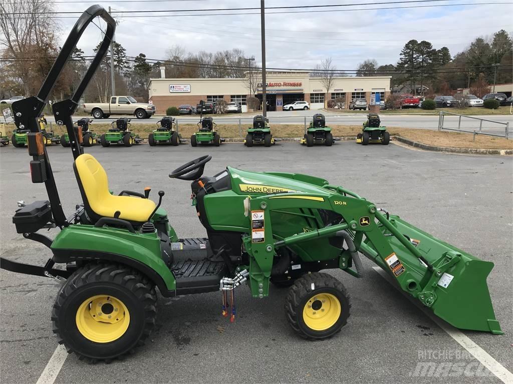 John Deere 1023E Kompaktní traktory