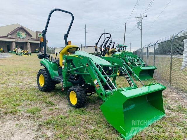 John Deere 1023E Kompaktní traktory
