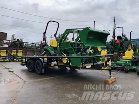John Deere 1023E Kompaktní traktory