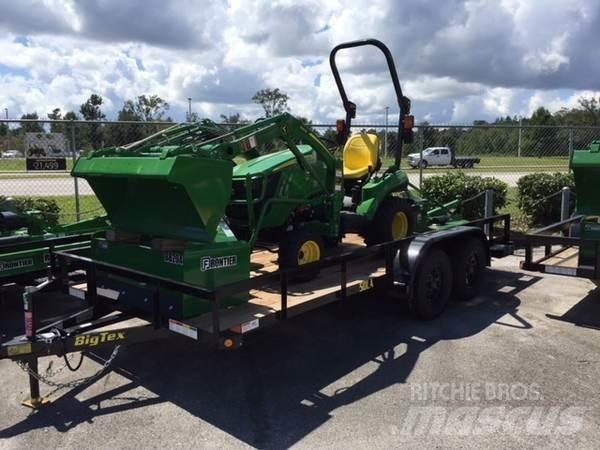John Deere 1023E Kompaktní traktory