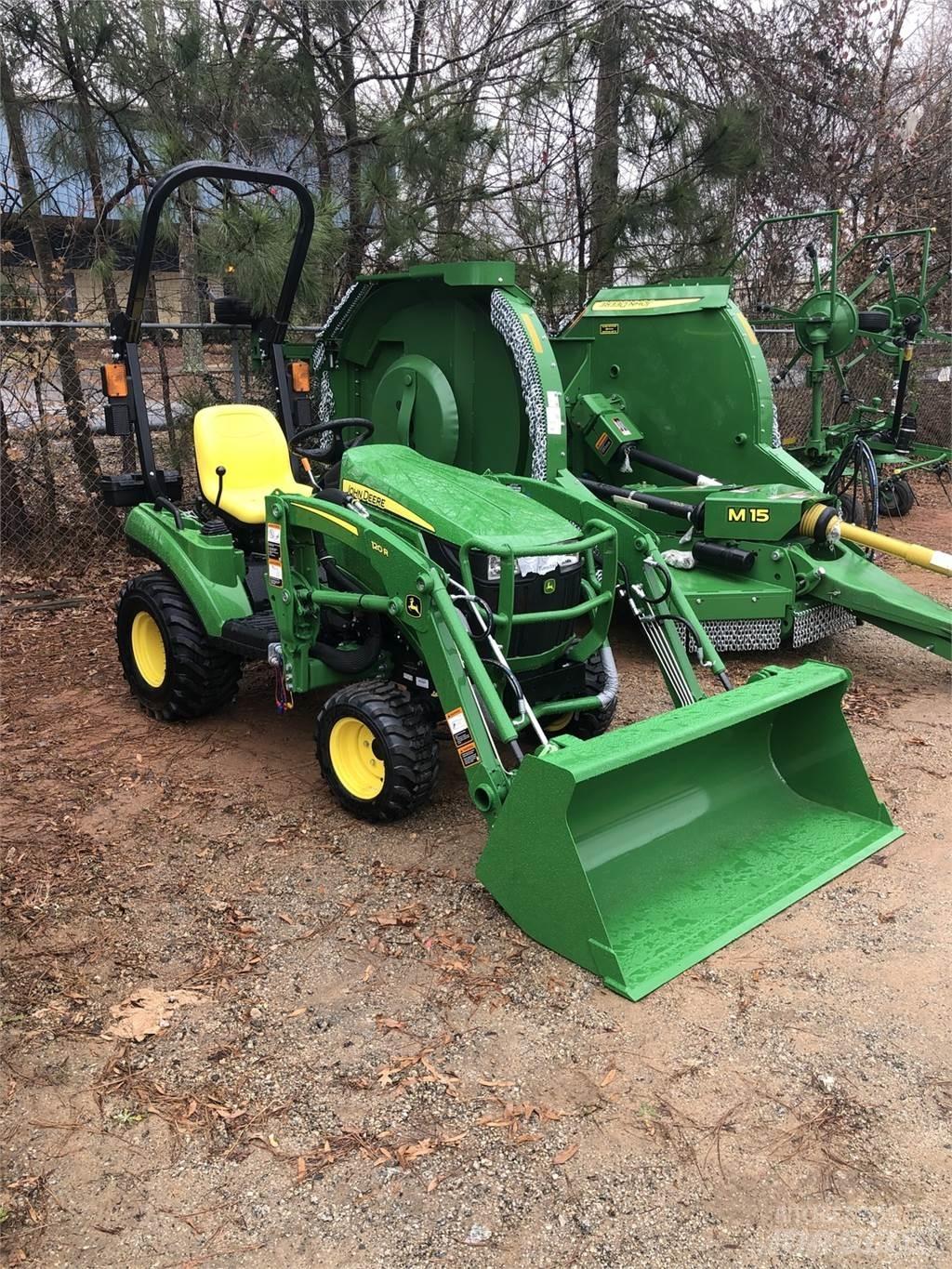 John Deere 1023E Kompaktní traktory