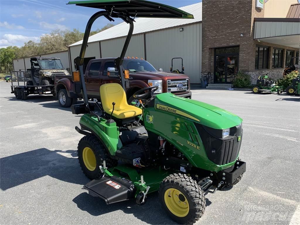 John Deere 1023E Kompaktní traktory