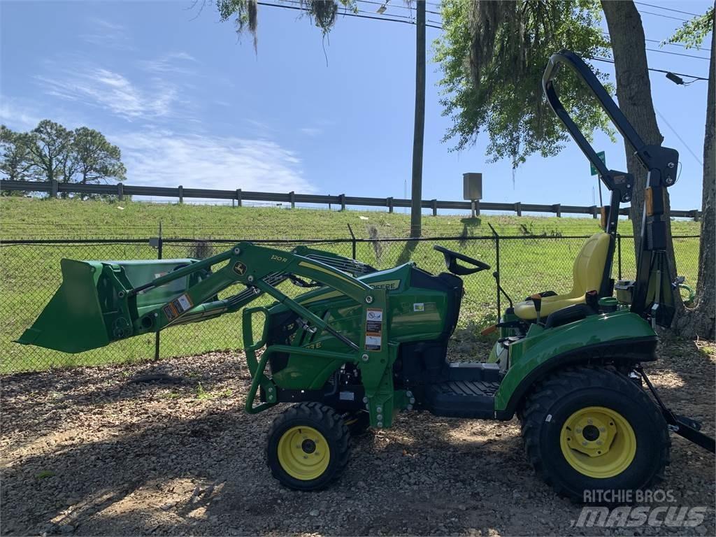 John Deere 1023E Kompaktní traktory