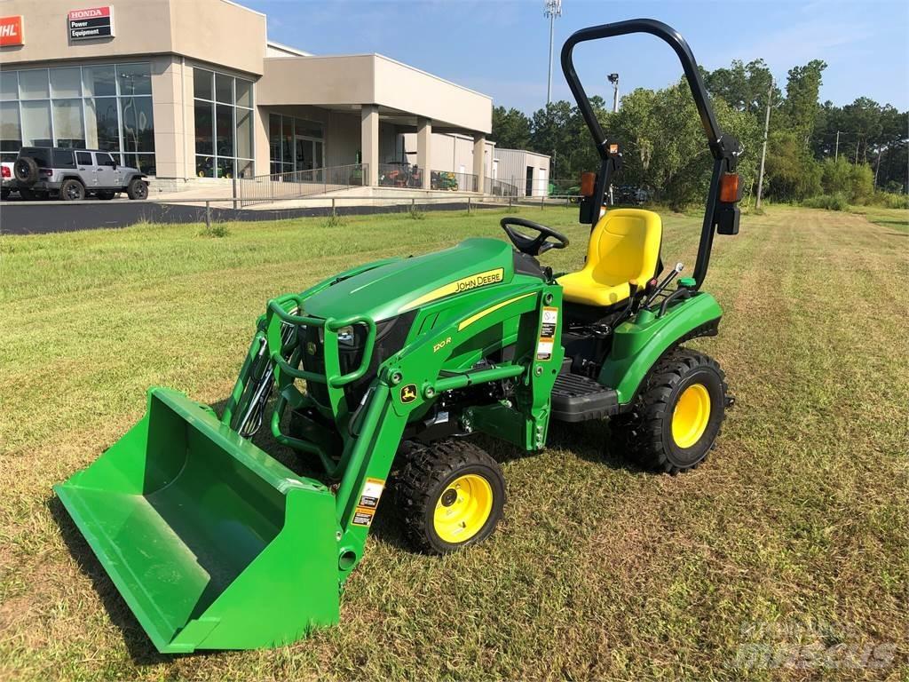 John Deere 1023E Kompaktní traktory
