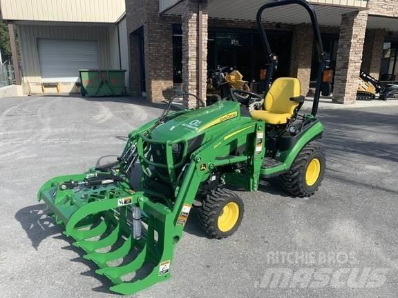 John Deere 1025R Kompaktní traktory