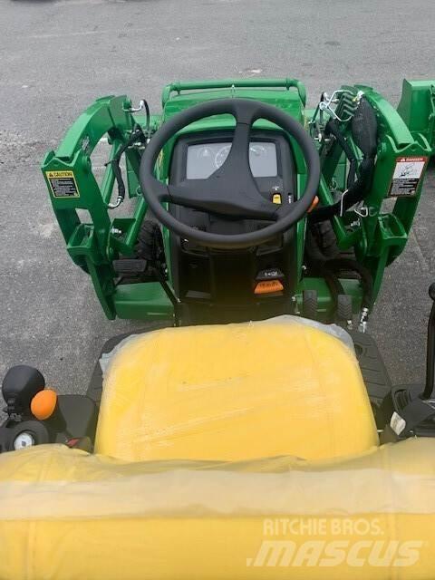 John Deere 1025R Kompaktní traktory