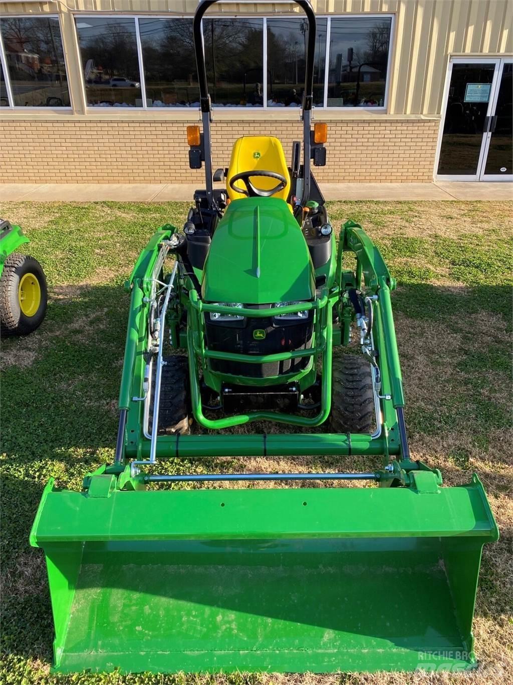 John Deere 1025R Kompaktní traktory