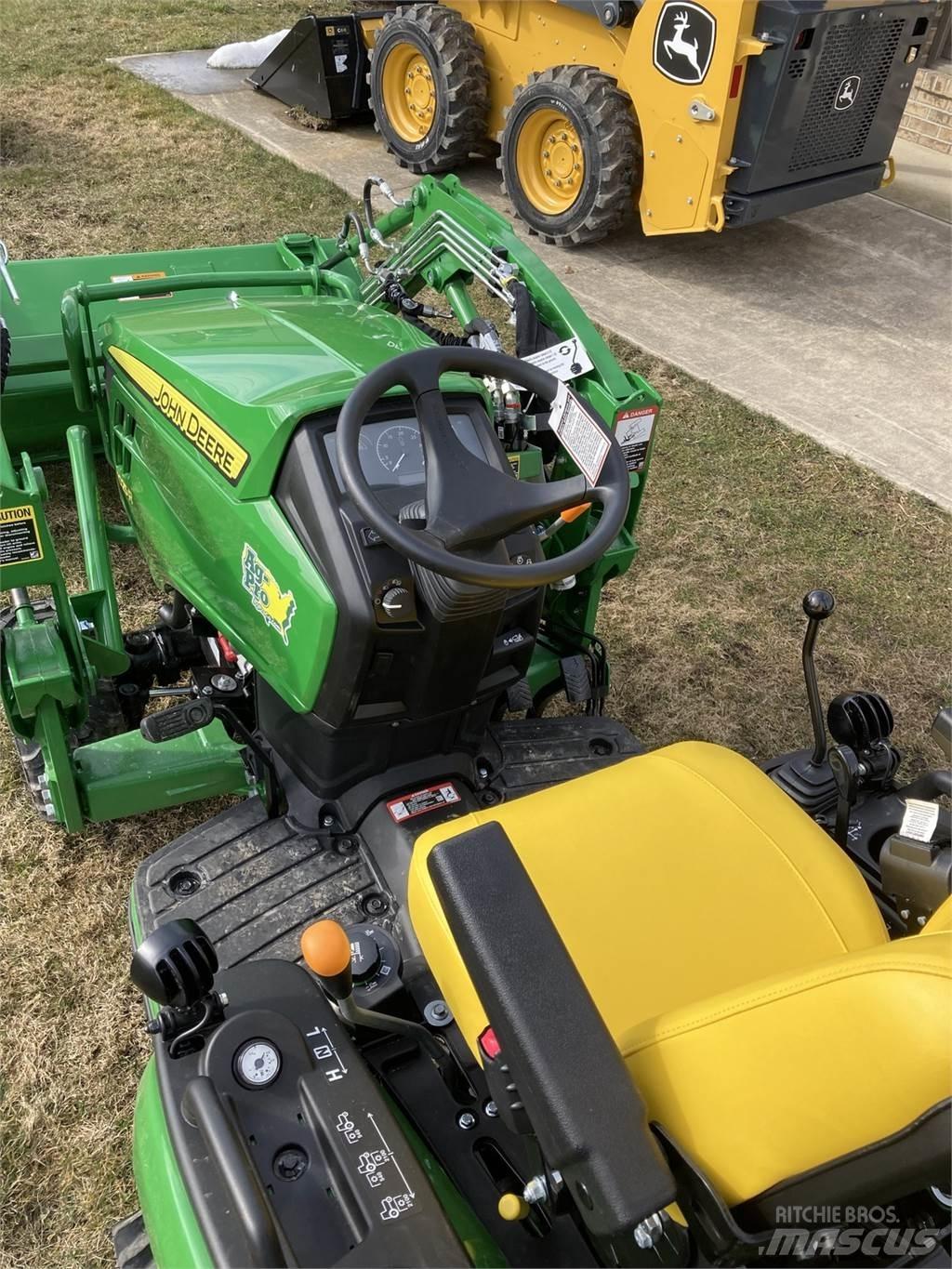 John Deere 1025R Kompaktní traktory