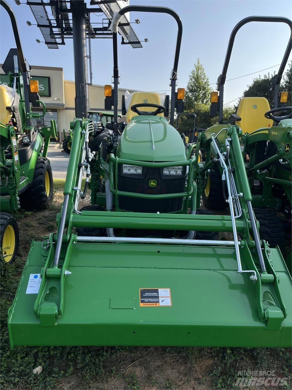 John Deere 1025R Kompaktní traktory