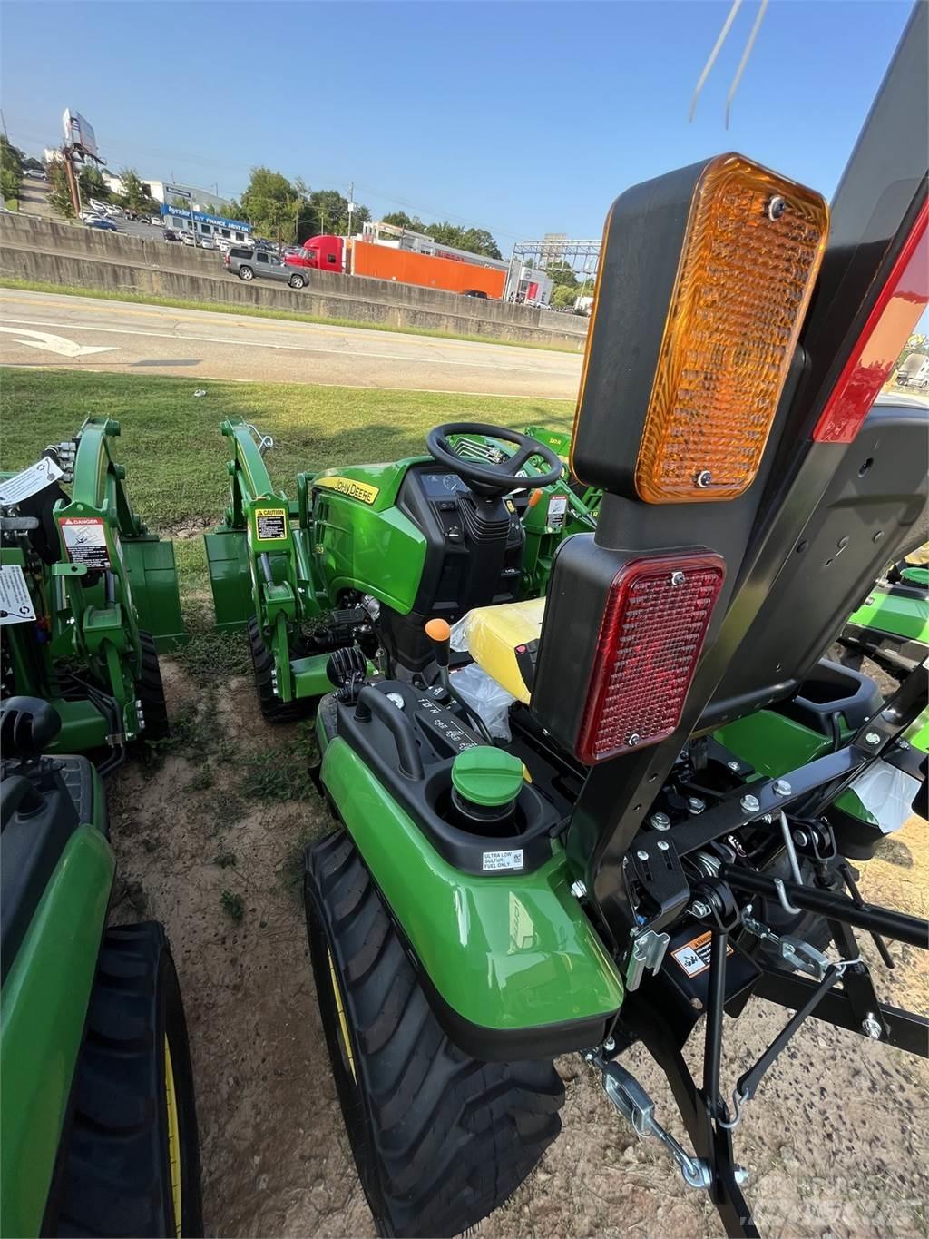 John Deere 1025R Kompaktní traktory
