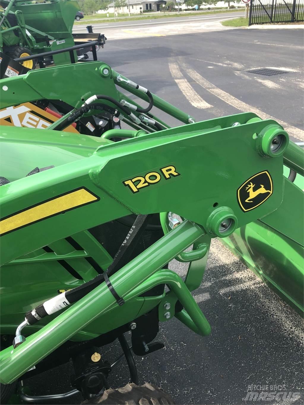 John Deere 1025R Kompaktní traktory