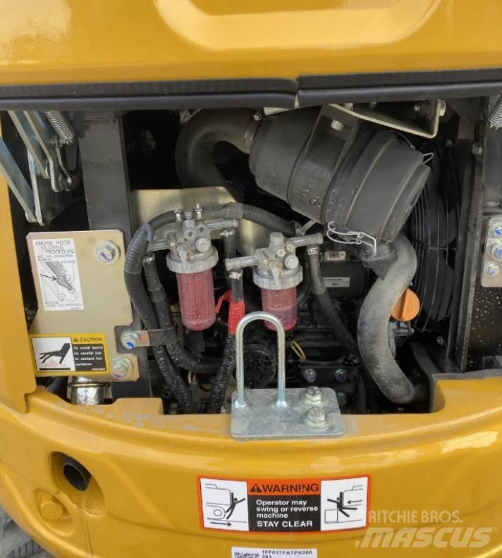 John Deere 17 P Mini rýpadla < 7t