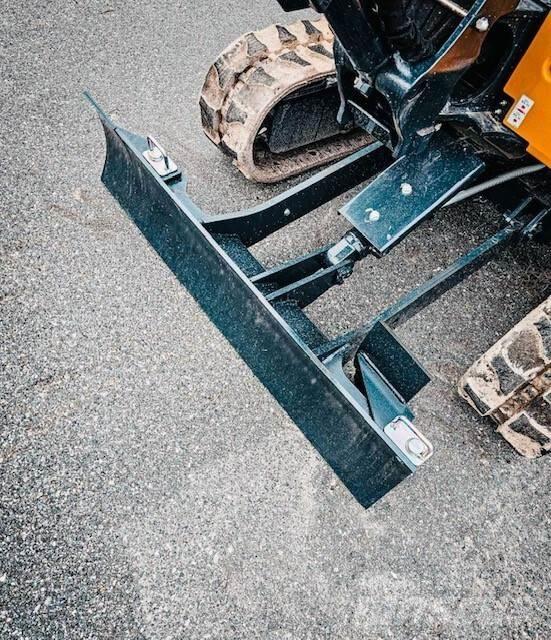 John Deere 17 P Mini rýpadla < 7t