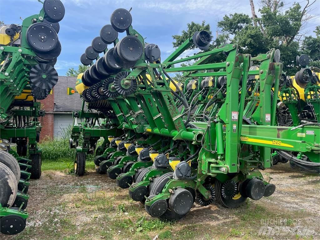 John Deere 1790 Sázecí stroje