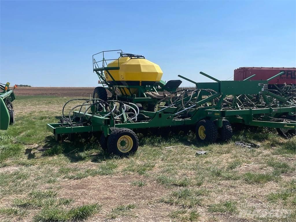 John Deere 1890 Mechanické secí stroje
