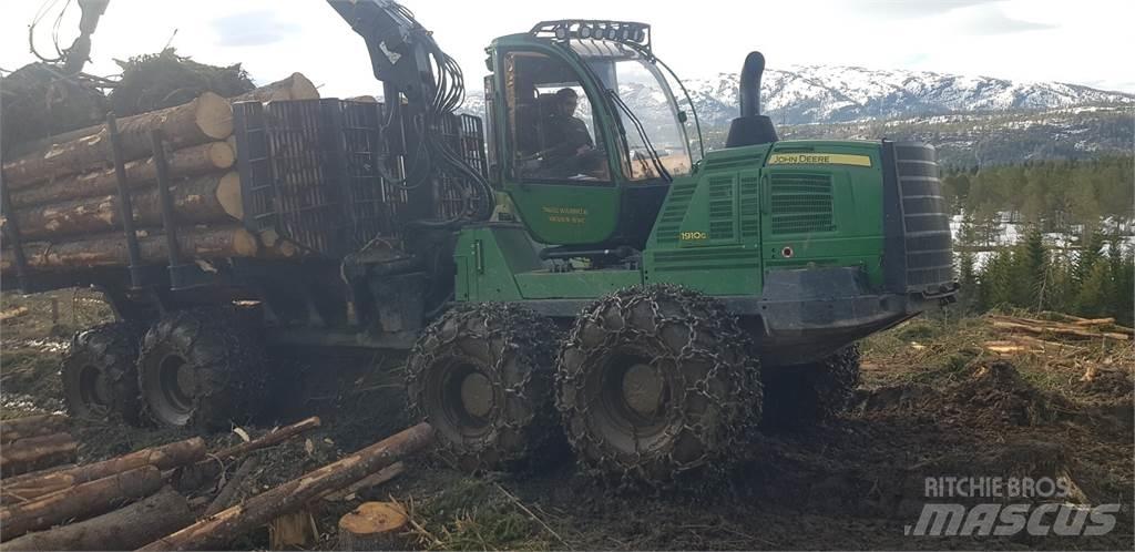 John Deere 1910G Vyvážecí traktory