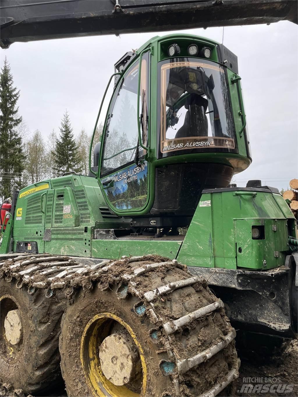 John Deere 1910G Vyvážecí traktory