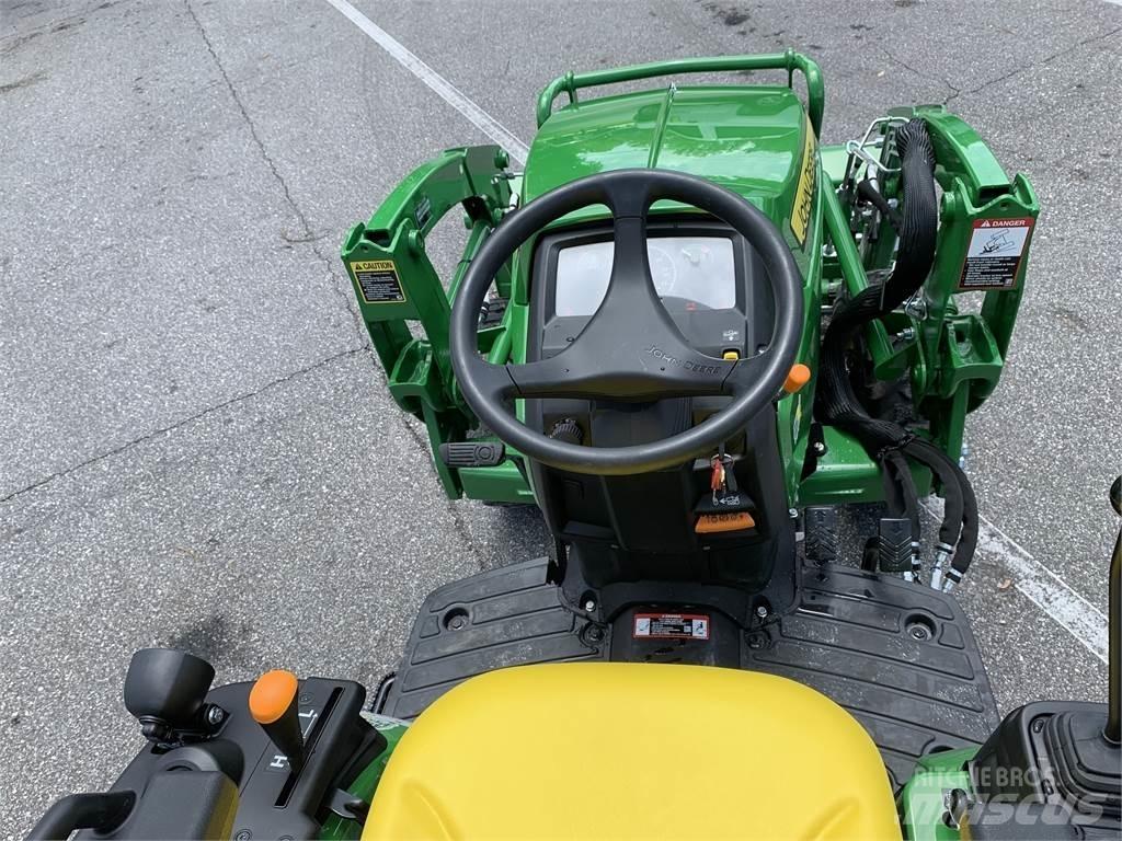 John Deere 2025R Kompaktní traktory