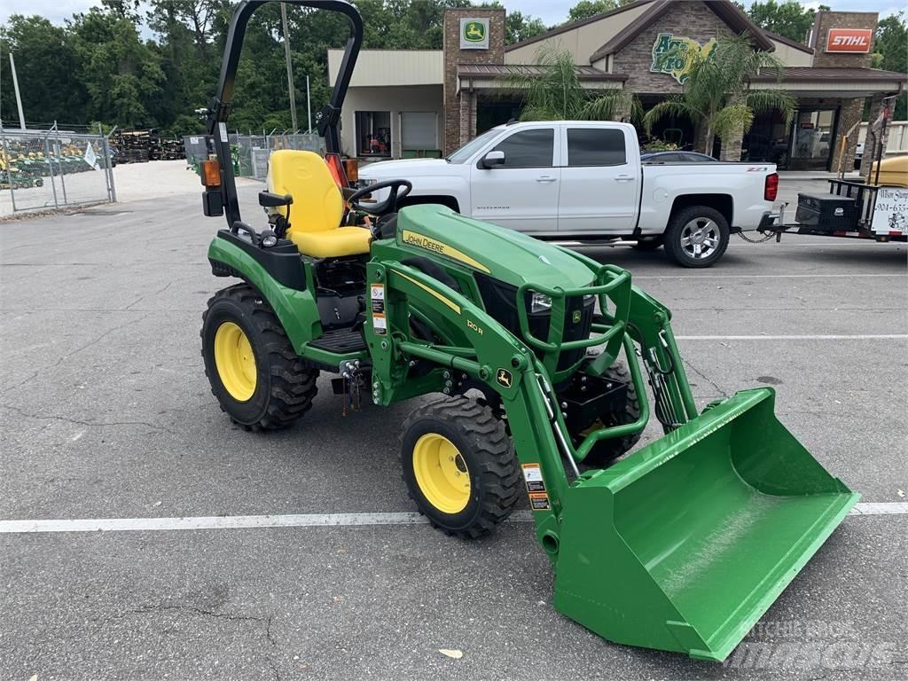 John Deere 2025R Kompaktní traktory