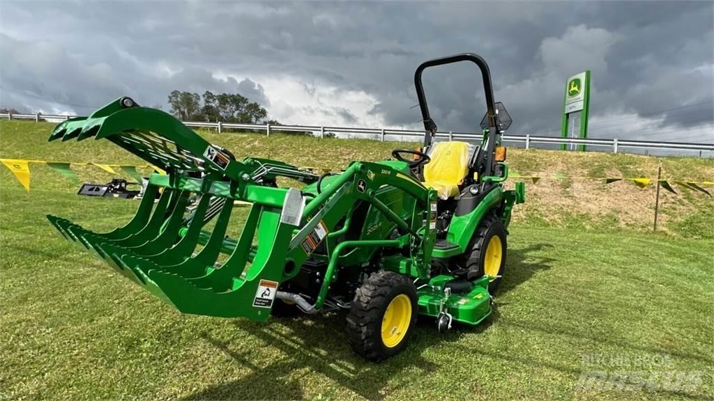 John Deere 2025R Kompaktní traktory