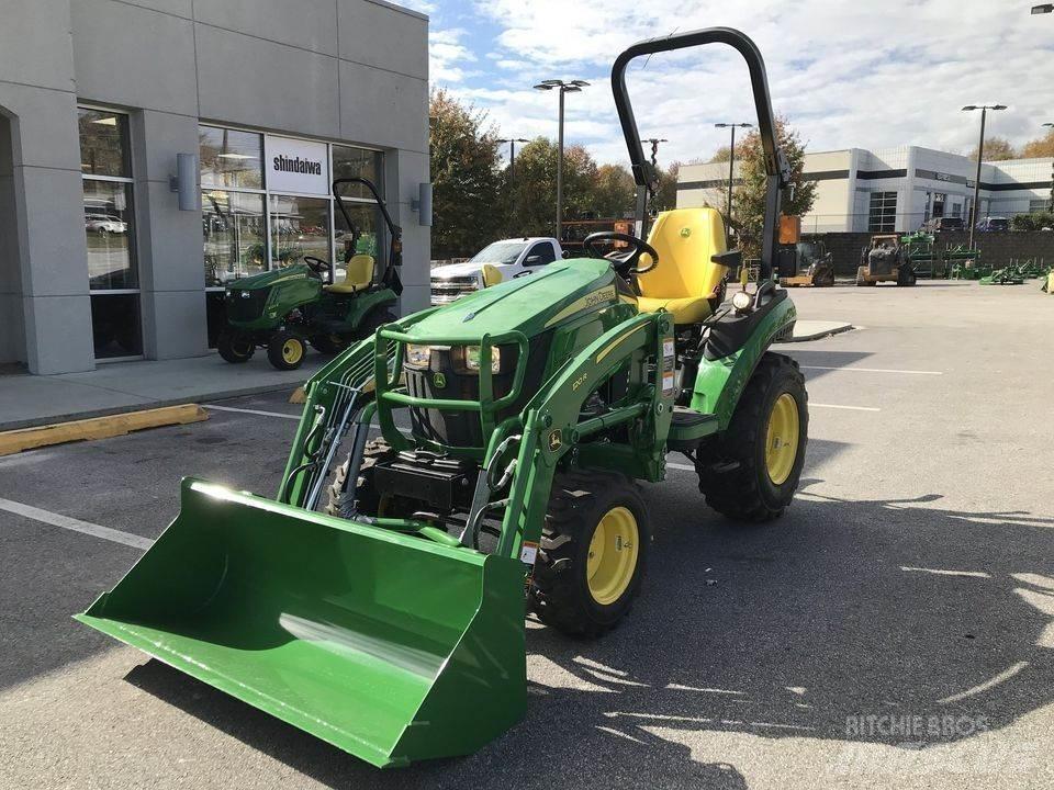 John Deere 2025R Kompaktní traktory